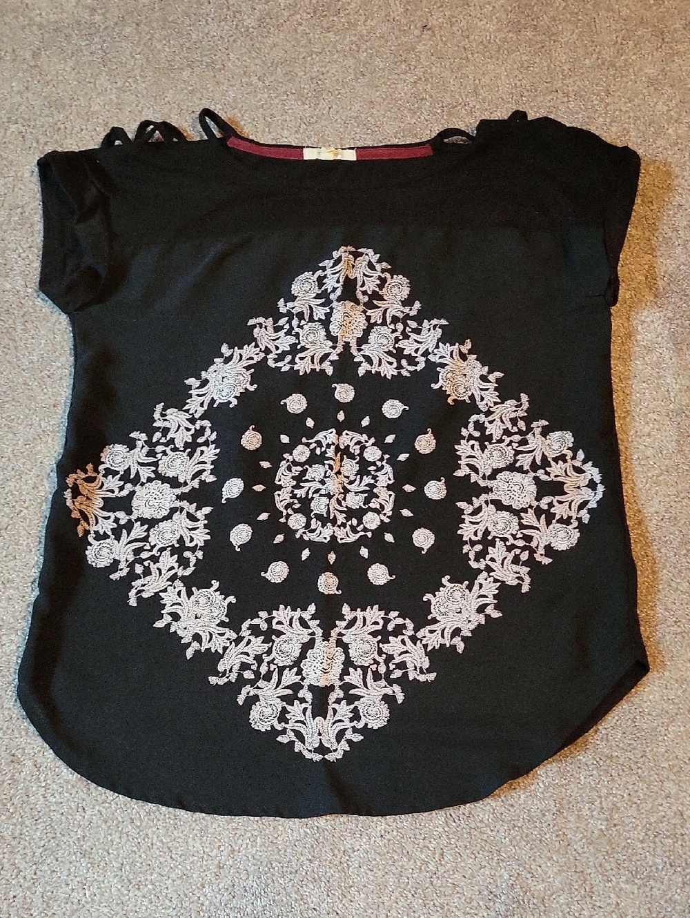 Maurices Black Short Sleeve Tee with Ivory Medallion Motif